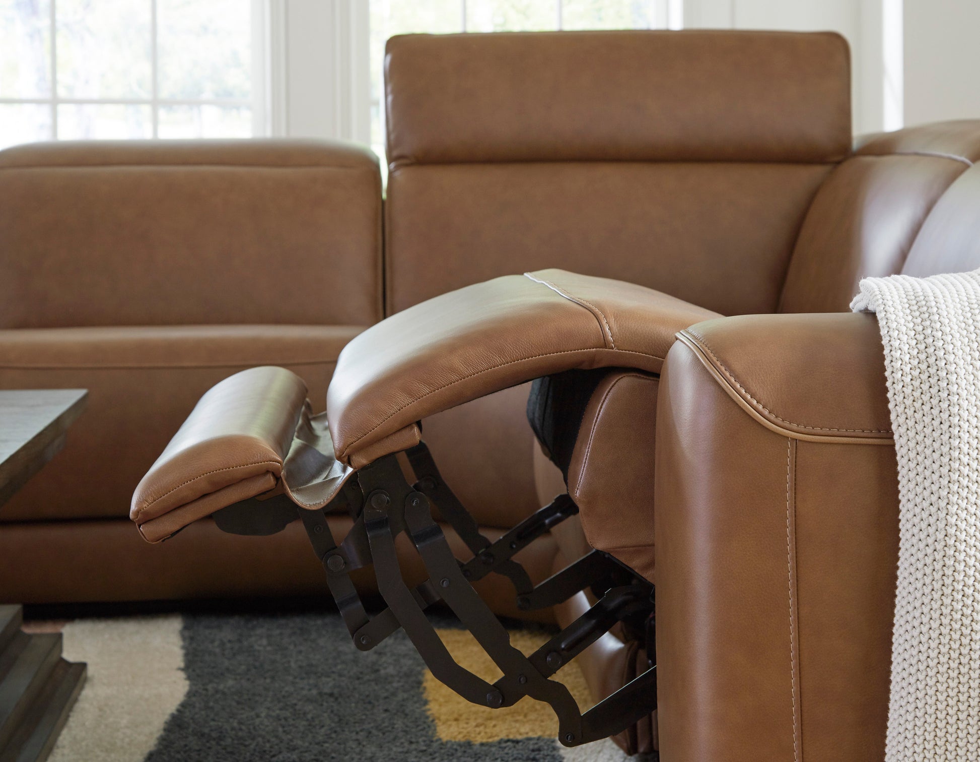 Rally-Up 6-Piece Power Reclining Sectional with Console