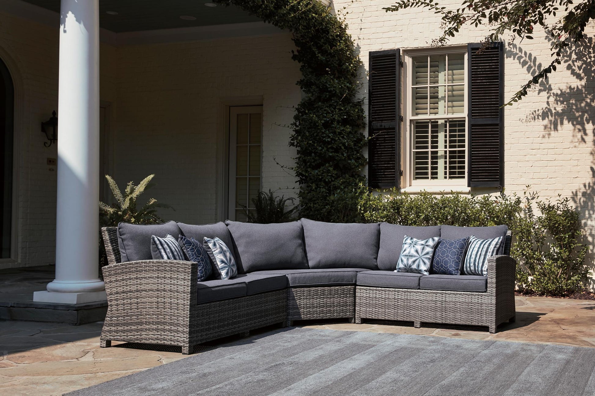 Salem Beach Outdoor 3-Piece Sectional