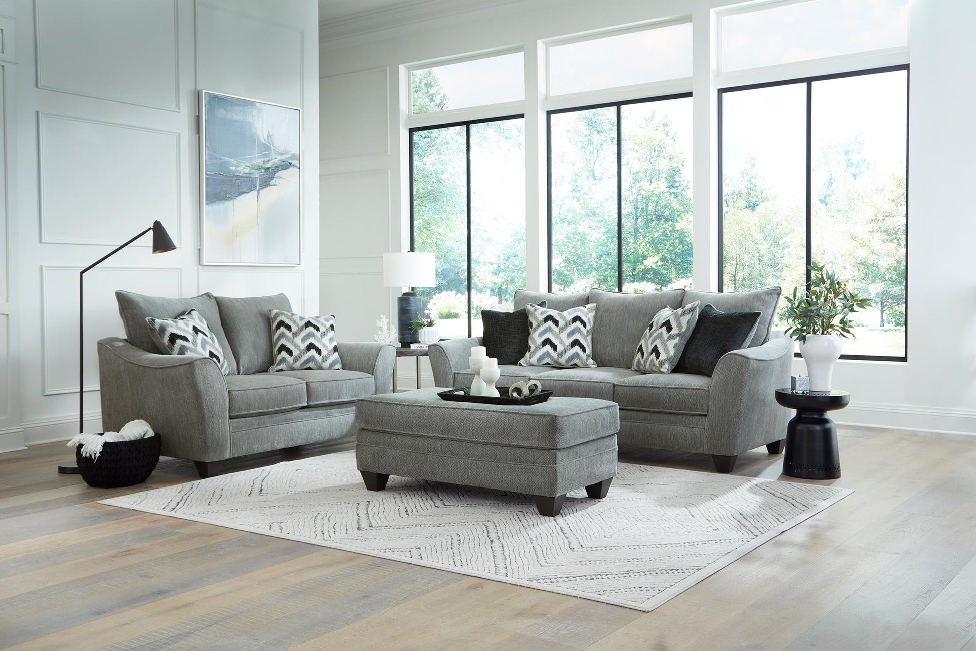 Jett Loveseat