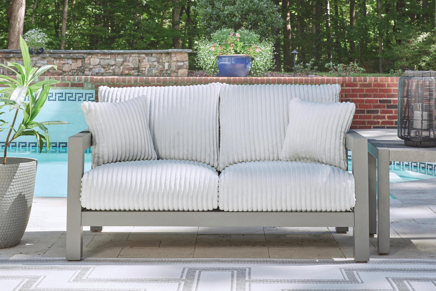 Moonlight View Outdoor Loveseat