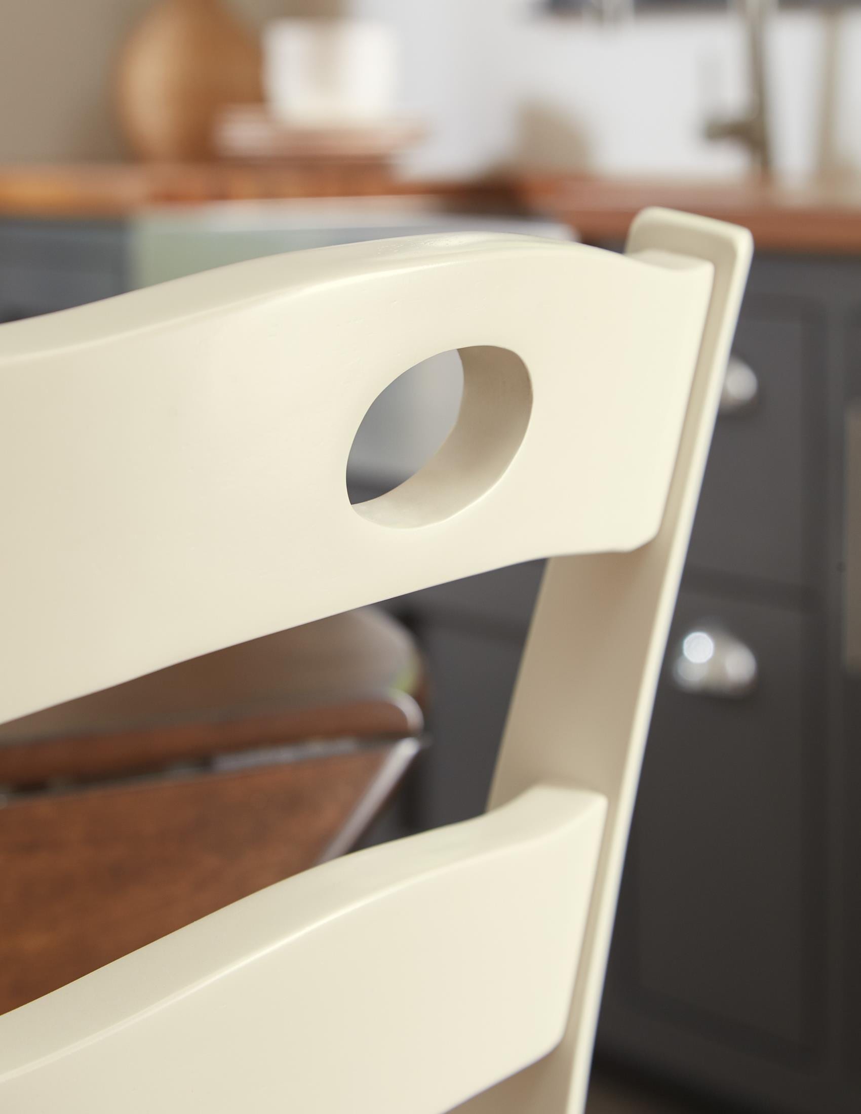 Woodanville Dining Chair (Set of 2)