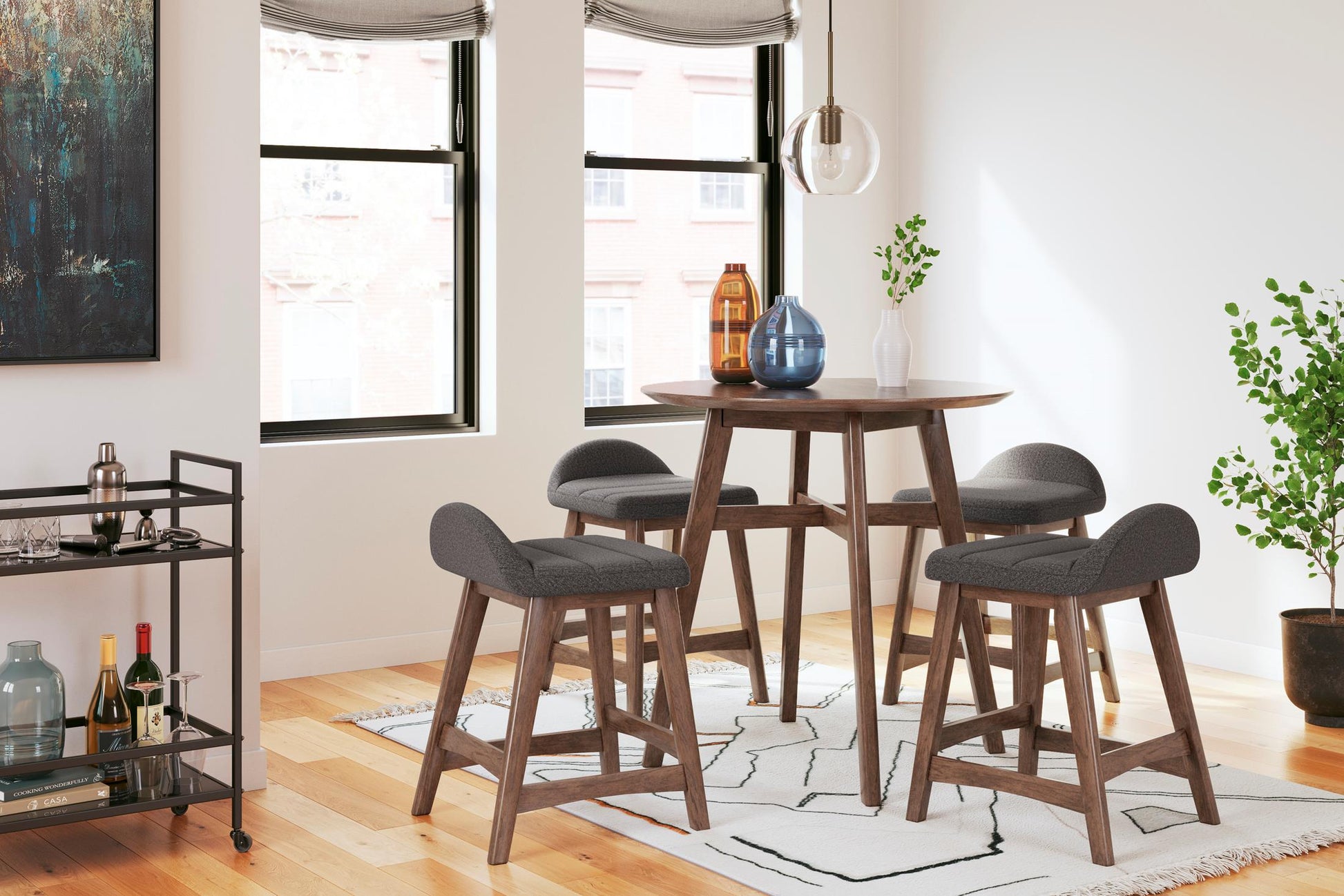 Lyncott Counter Height Bar Stool (Set of 2)
