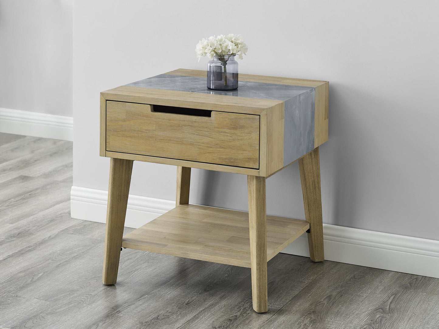 Bay End Table