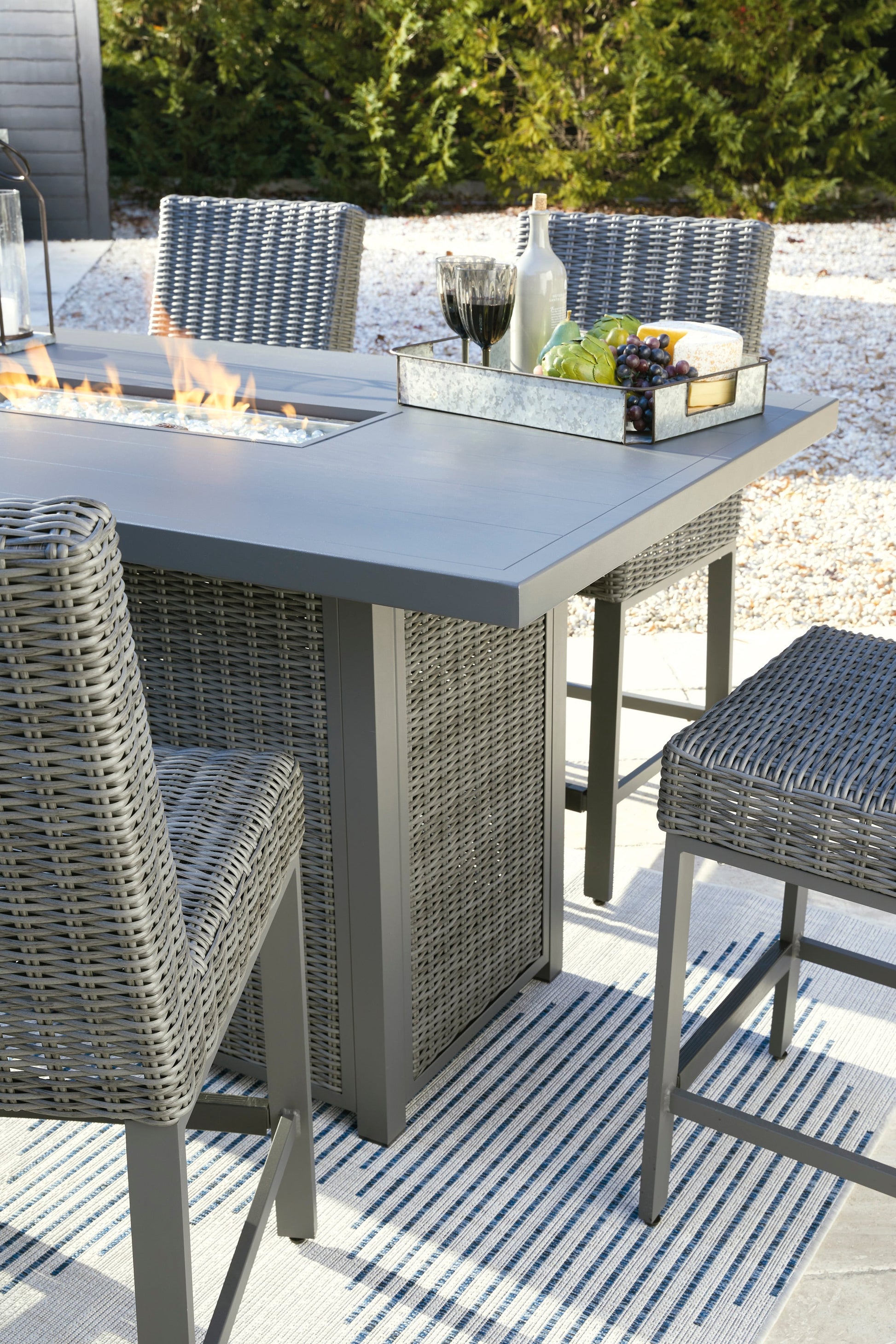 Palazzo Outdoor Bar Table with Fire Pit