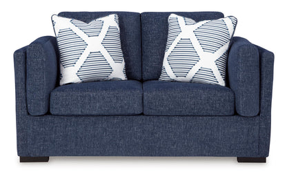 Evansley Loveseat