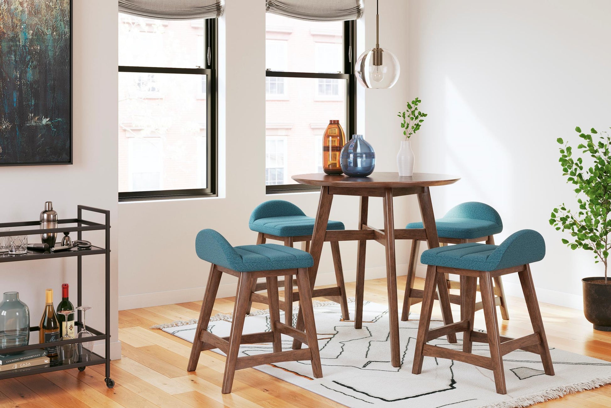 Lyncott Counter Height Bar Stool (Set of 2)