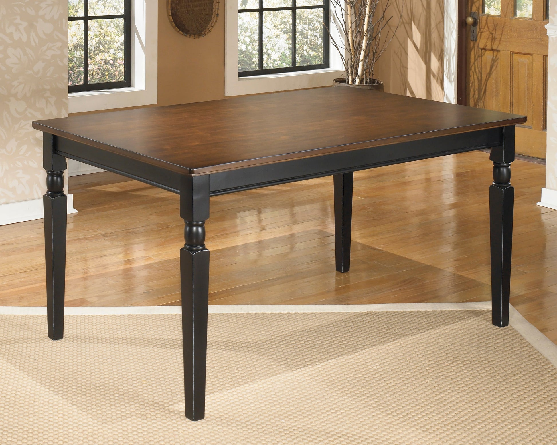 RECTANGULAR DINING ROOM TABLE